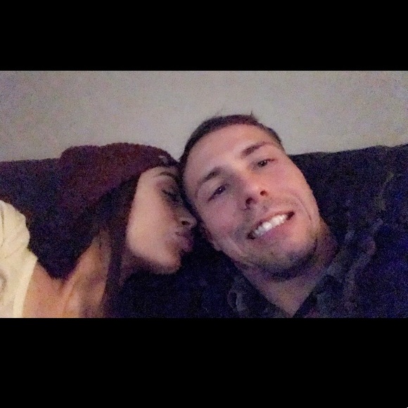 Meet your Posher, Brooke - Picture 1 of 1